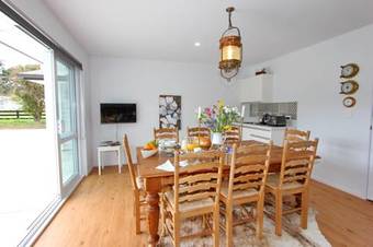 Aotea Bed And Breakfast