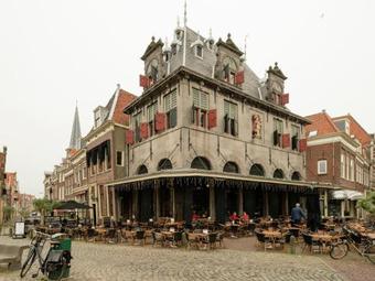 Lively Cottage Near Lake In Schellinkhout