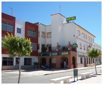 El Faisan C&r Hotel
