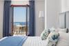 Hotel Crown Suites