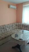 Private Apartment In Sunny House Family