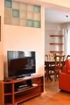 Quiet, Bright And Cozy Apartment Near The Center