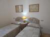 Hostal Marinella Guest House