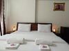 Hostal 3bhk Pure Veg Apartment In Amanora
