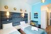 Mama Leone Hotel