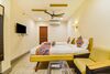 Fabhotel Kinnera Comforts Daba Garden