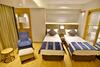 Hotel Regenta Central The Crystal