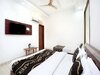 Oyo 14515 Hotel Paras Regency
