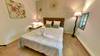 Bed & Breakfast Le Mas Des 5 Fontaines. Chambres D'h�tes