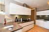 142m� Homm Bright Alimos Apartment With Marina View