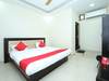 Oyo 12407 Hotel Shri Radha Isbt