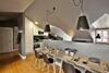 Lisbon Five Stars Apartments  Fanqueiros 112