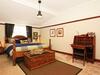 Sarnia - Period Home In Garden Oasis With Pool