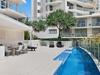 Ciel Unit 2 - Modern 2 Bedroom Plus Study, Beach Side Apartment With Wi-fi