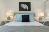 Stylish 2-bed Apartment With Parking In Hip Area