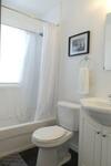 Central & Quiet Apartment