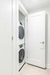 New - 3br Luxury Apartment - Near High Park!