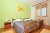Apartments Pa? - 28m From Beach
