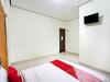 Hotel Oyo 3842 Eiffel Ketintang Unesa Syariah