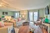 Apartamento Cozy Beachfront Escape With Pool And Gulf Access!