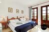 Bonito Chalet En Estepona Con Piscina Y Playa