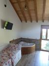 Apartamentos Y Casa La Paredana, Agroturismo