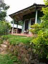 Hostal Whiteflowerhomestayella