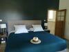 Hostal L'esquiro�