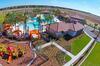 Spectacular Lassie Pool House View