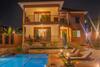 Hostal Savannah Suites