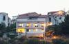 Apartments With A Parking Space Novi Vinodolski - 13159