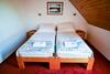 Gy?rfi Apartmanh�z Zam�rdi