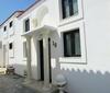 Apartamento Entire Guesthouse - 27 People