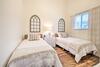 Waterfront Cottage With Private Beach And Deck!