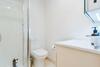 Spacious 1 Bedroom Apartment With Pool Auckland Cbd
