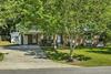 Charming Apex Home With Back Deck And Grill!