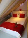 Kike Apartment