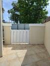 Hostal Private Room With Queen Bed - Free Parking & Fast Wifi