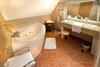 Hotel Hostellerie Du Ch�teau Des Monthairons
