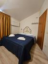 Hotel Holiday