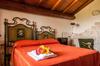 Hostal Tenuta Colavecchio B&B