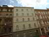 Hotel Pure White