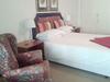 Hostal Riverbend Country House