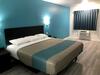 Motel 6 Metropolis