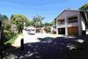 Hostal Acacia Grove Guest House