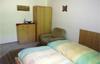 Three-bedroom Holiday Home In Velke Popovice