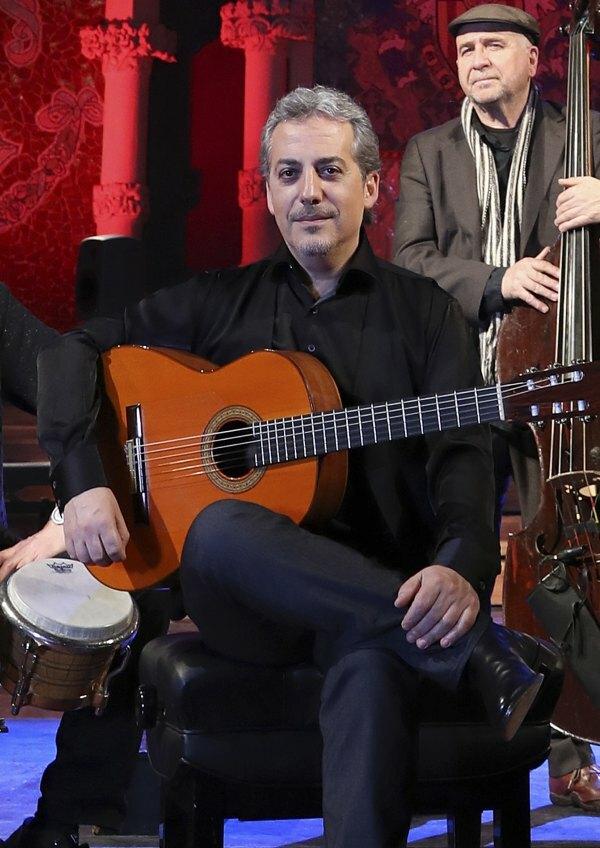 Pedro Javier González - Mestres de la Guitarra