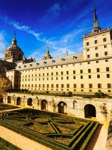 Ávila, Segovia y el Escorial en un día desde Madrid