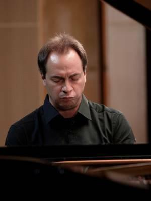 Chopin- Concert del pianista Massimo Folliero